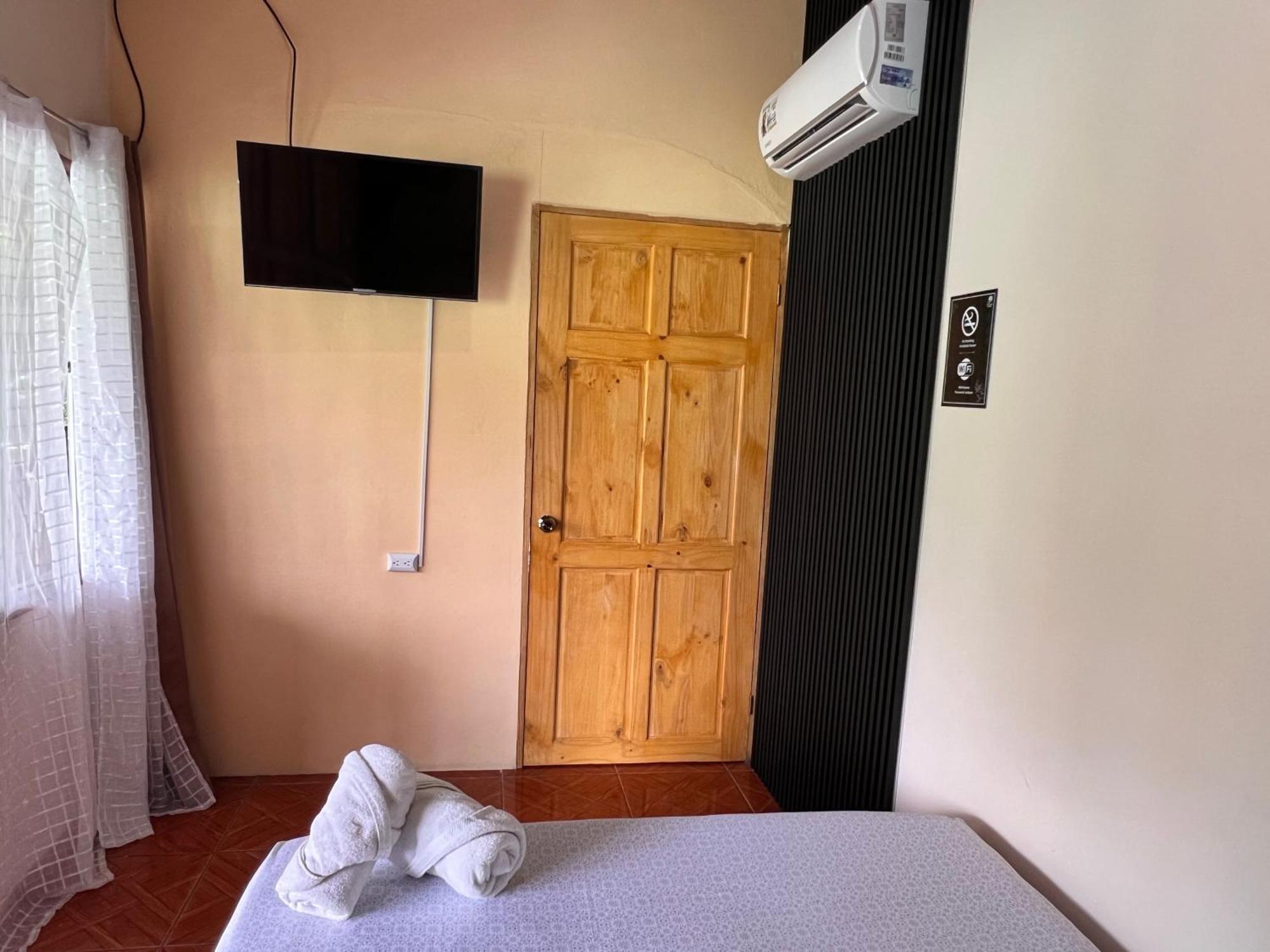 Rio Danta Hostel La Fortuna Ngoại thất bức ảnh