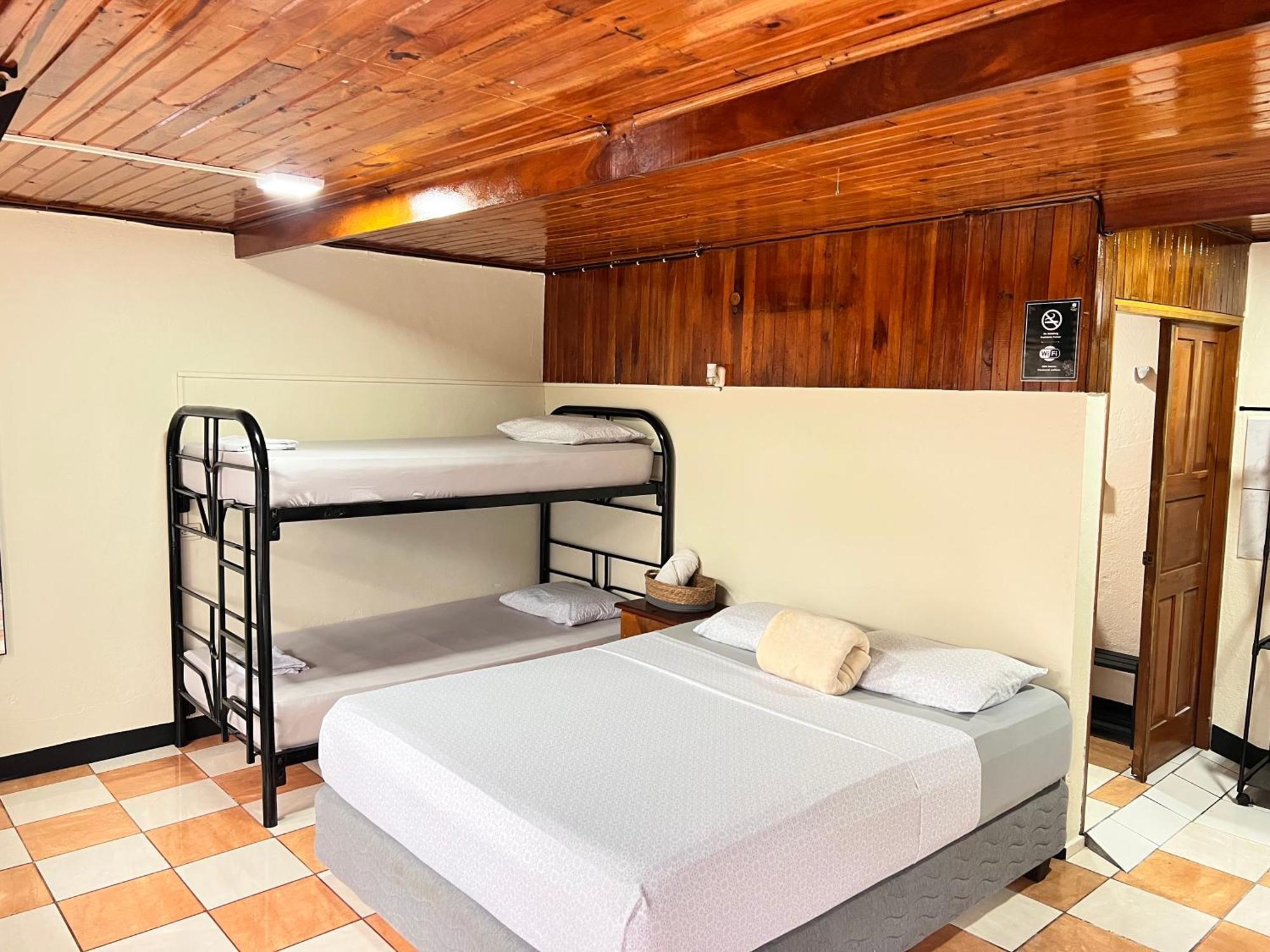 Rio Danta Hostel La Fortuna Ngoại thất bức ảnh